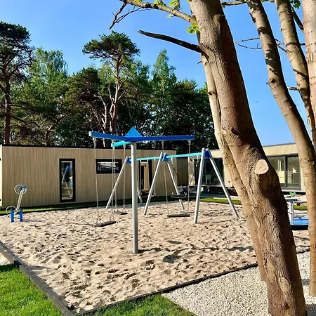 Resort Hel Domki Letniskowe * Hel