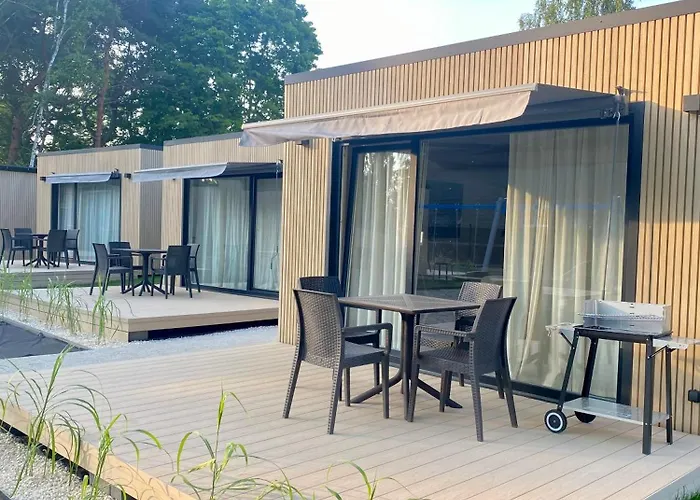 Деревянный коттедж Resort Hel Domki Letniskowe