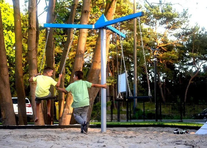 Деревянный коттедж Resort Hel Domki Letniskowe